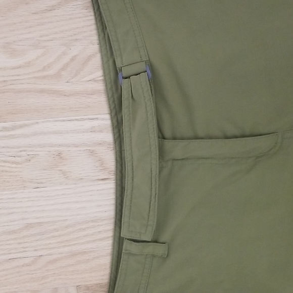 MEC capri hiking pants - Picture 2 of 8